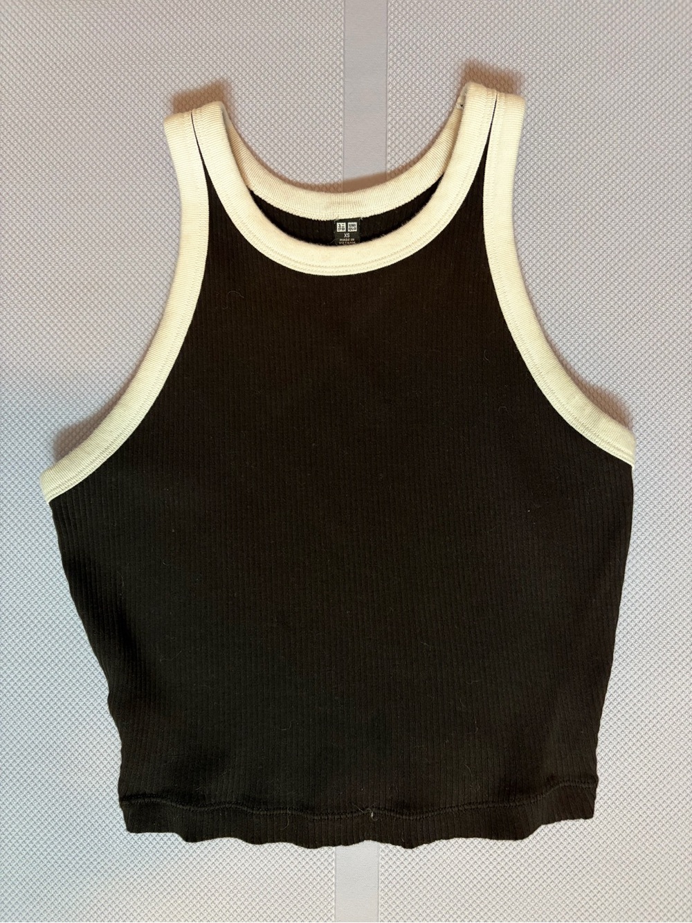 Uniqlo Black Ribbed Tank Top with White Trim